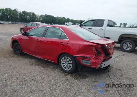 2012 Toyota Camry Le z USA, uszkodzony, nr VIN 4T1BF1FK3CU505982